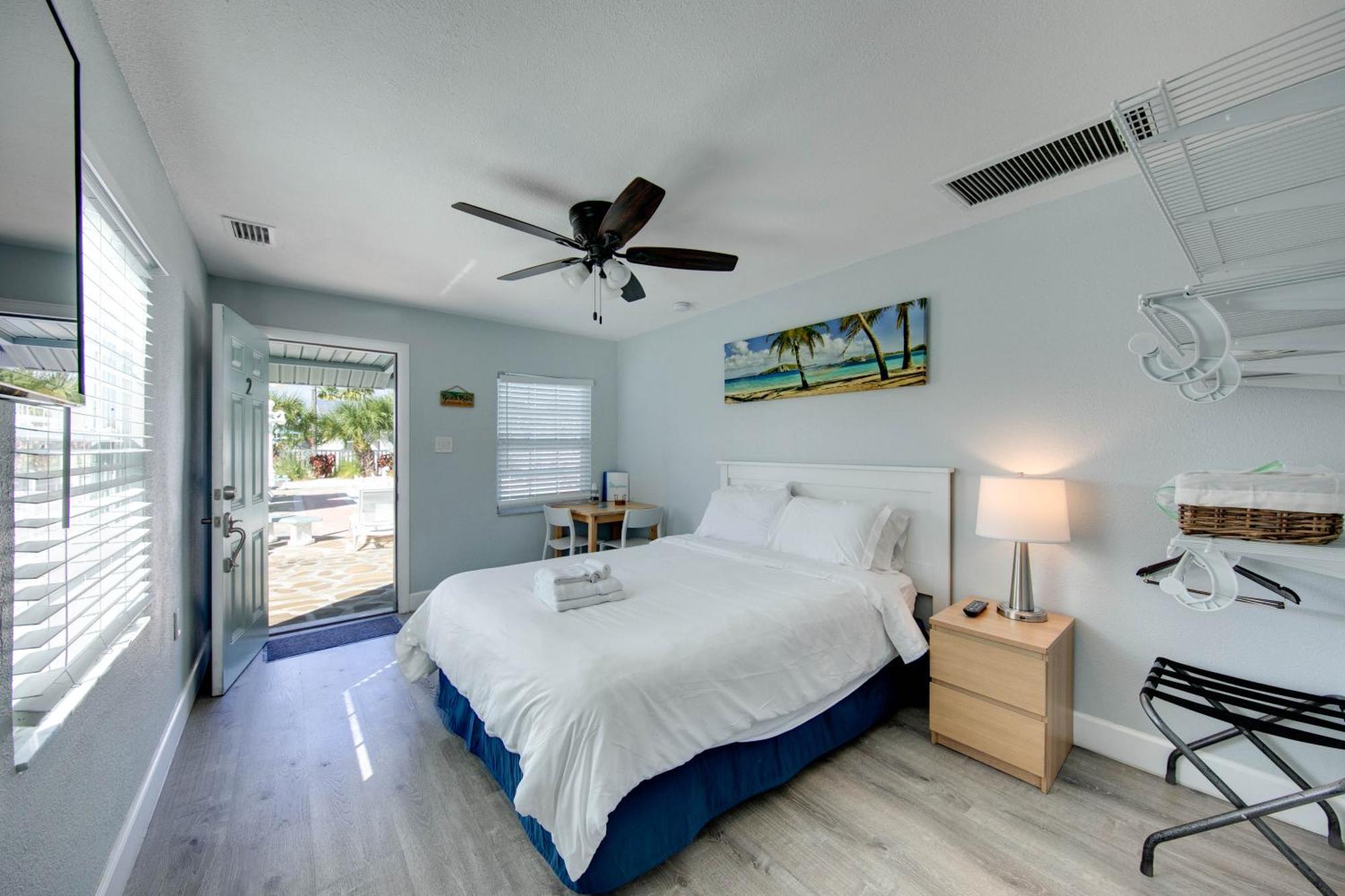 The Bungalows Treasure Island Bilik gambar
